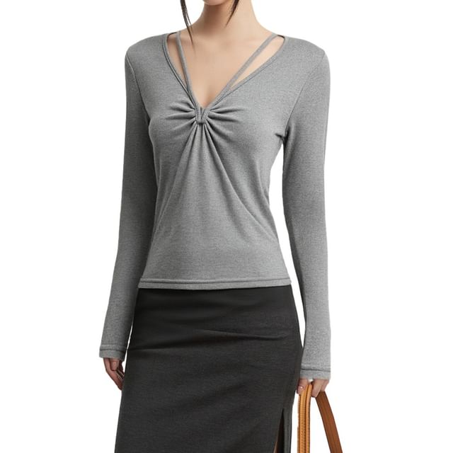 V-Neck Ruched Top with Long Sleeves in Solid Color