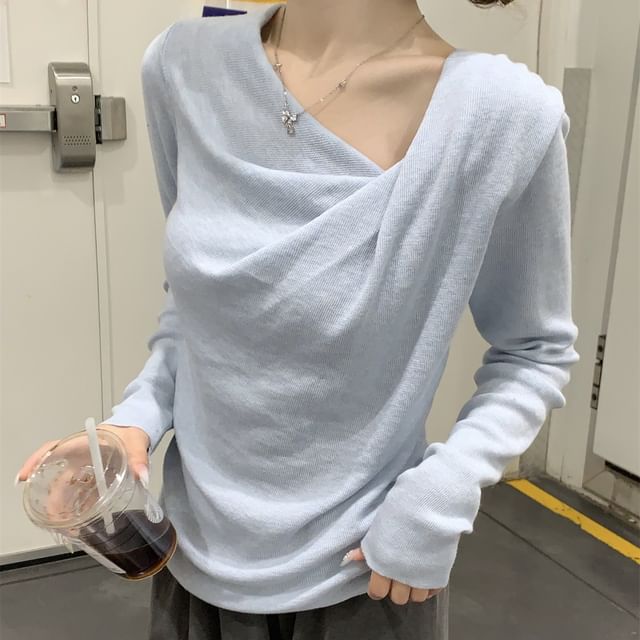 Asymmetrical Knit V-Neck Long Sleeve Top