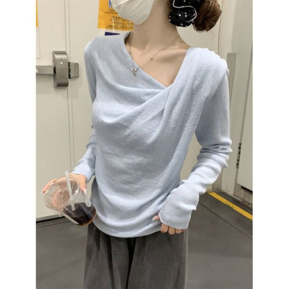 Asymmetrical Knit V-Neck Long Sleeve Top