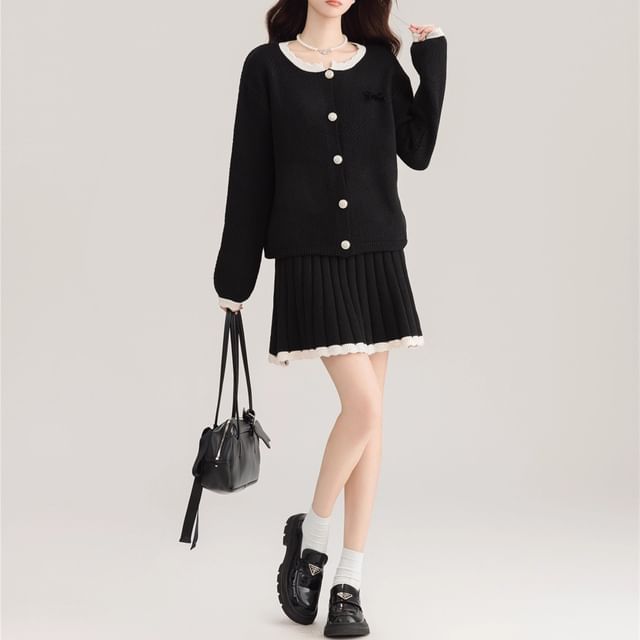 Set: Round Neck Contrast Trim Cardigan + High Waist Mini Pleated Skirt