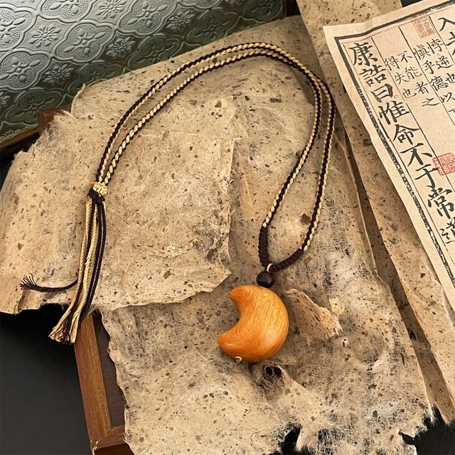 Wooden Pendant Necklace