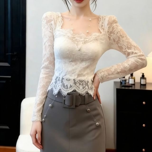 Extended Sleeve Square Neck Plain Lace Blouse
