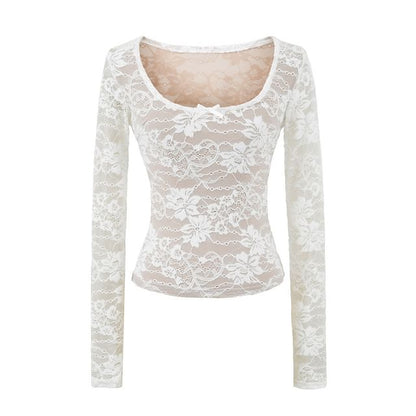 Slim Fit Scoop Neck Lace Crop Top
