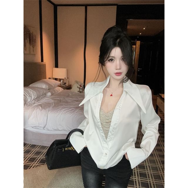 Beaded Pointed Collar Long Sleeve Shirt