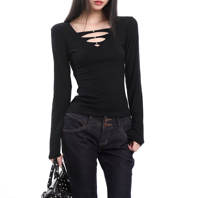 Extended-Sleeve V-Neck Cutout Cotton Tee