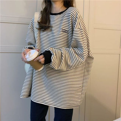Striped Round Neck Oversized Sweatshirt