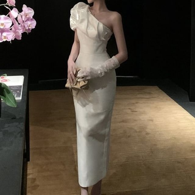 Sleeveless One-Shoulder Midi Sheath Cocktail Dress