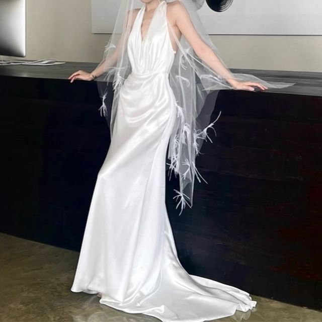 Halter-Neck Satin Open Back Mermaid Wedding Gown