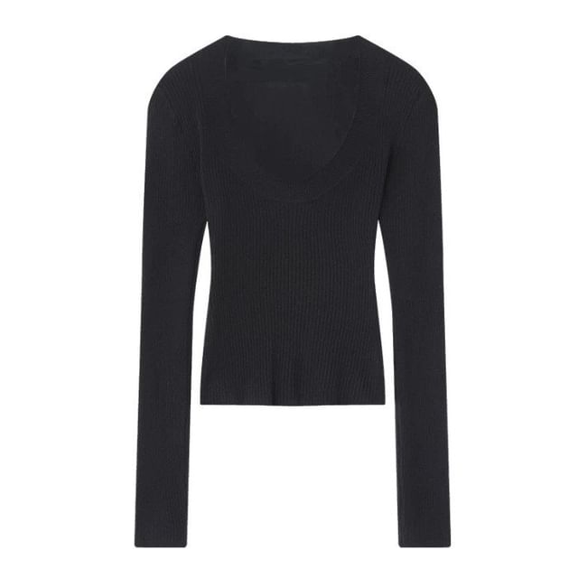 Classic Scoop-Neck Long-Sleeve Knit Top