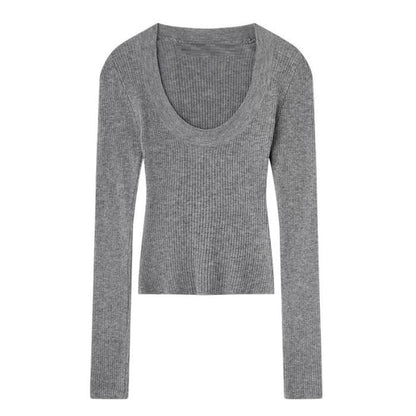 Classic Scoop-Neck Long-Sleeve Knit Top