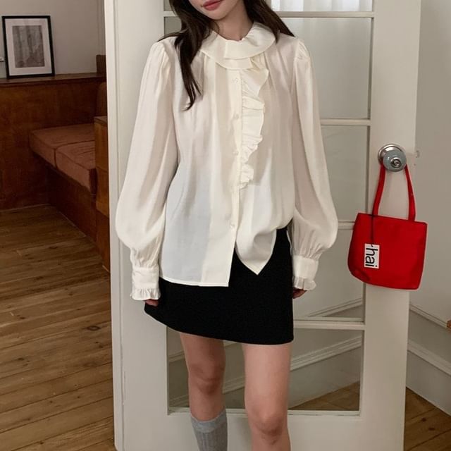 Ruffled Collar Long Sleeve Blouse