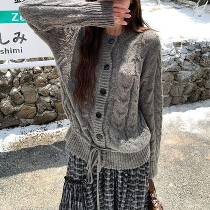 Button-Up Cable Knit Cardigan / High Waist Plaid Ruffled Midi A-Line Skirt