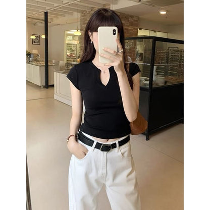 V-Neck Cropped Tee - Short Sleeve Slim Fit