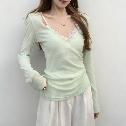 Sheer V-Neck Crop Tee with Lace Detailing - Fitted