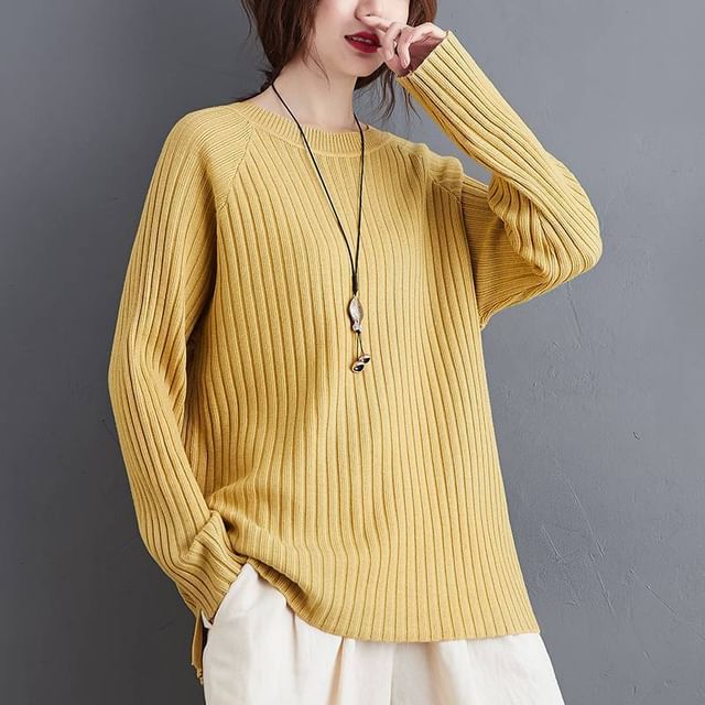 Classic Crew Neck Knit Top