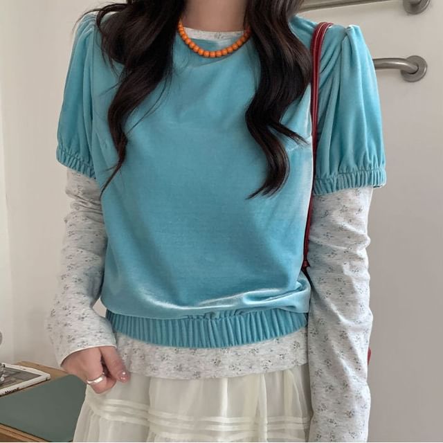 Casual Short Sleeve Crop Tee with Round Neck