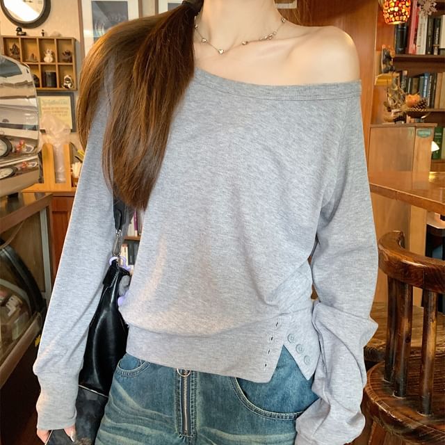Off-Shoulder Button Slit Tee