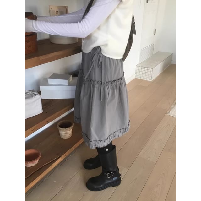 Black Midi A-Line Skirt with Ruffled Waistband