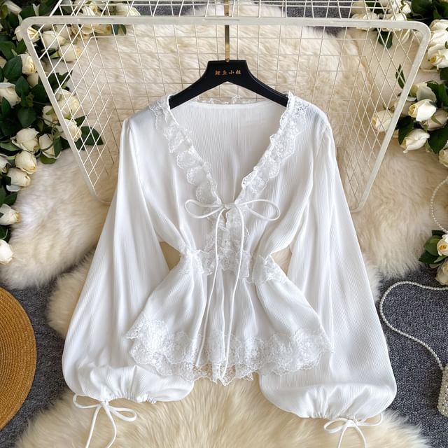 V-Neck Lace Trim Long-Sleeve Crop Blouse