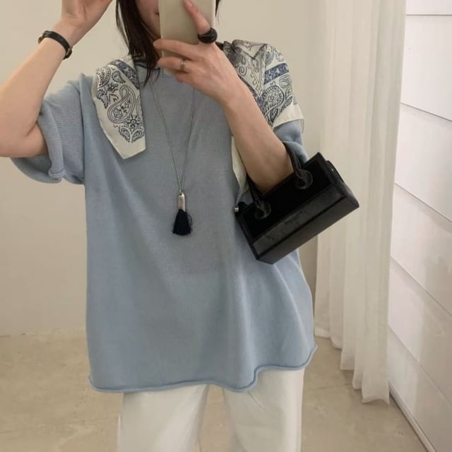 Knit Top with Elbow Sleeves and Crew Neckline