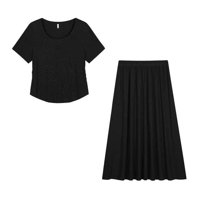 Scoop Neck Tee & High Waist Maxi Skirt Set