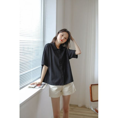Elbow-Length Collared Button Blouse