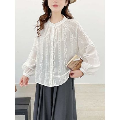 Long-Sleeve Collarless Lace Shirt