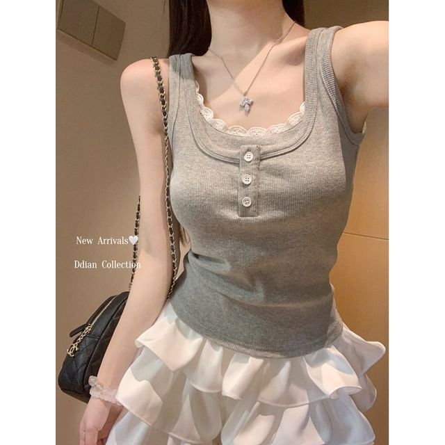 Scoop Neck Plain Mock Two Piece Lace Trim Tank Top