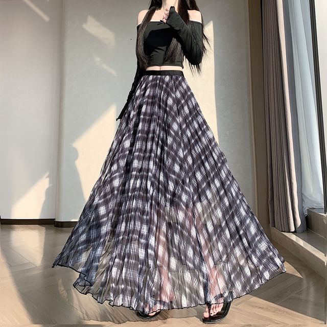 Mid Rise Plaid Maxi A-Line Skirt