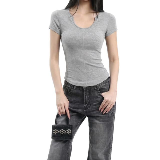 Notch-Neck Short-Sleeve Slim Crop Shirt