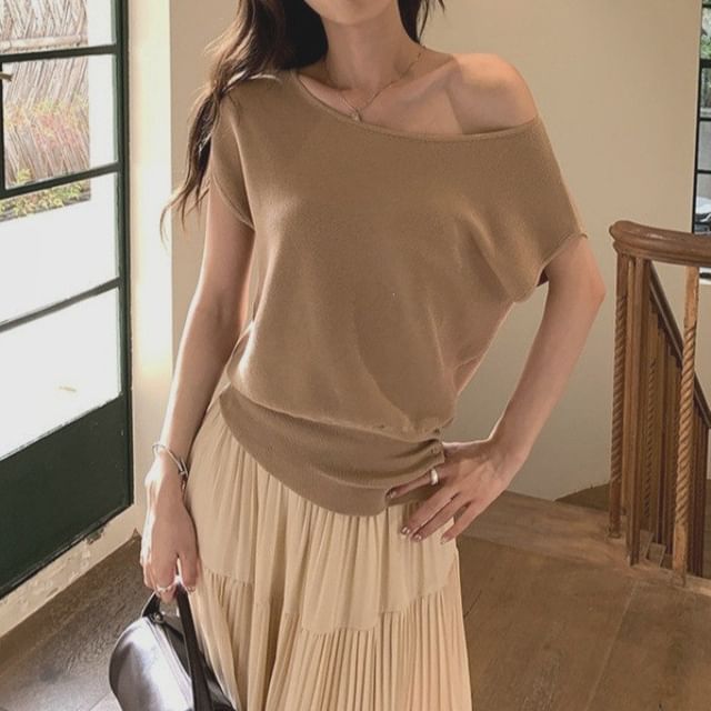 One Shoulder Ruched Knit Top