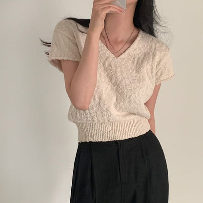 Cropped V-Neck Jersey Tee