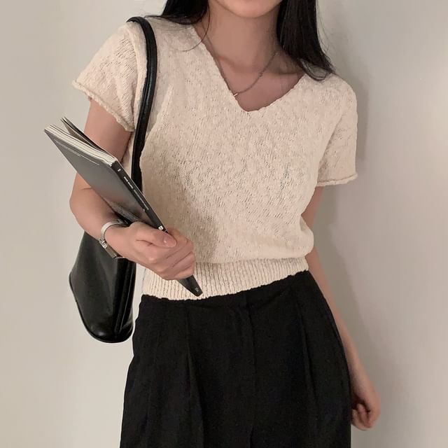 Cropped V-Neck Jersey Tee