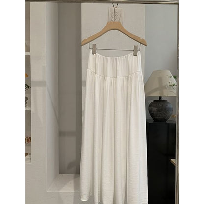 Pleated Flowy Maxi Skirt