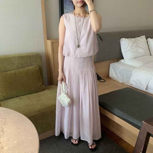 Set: Crewneck Plain Tank Top + High Waist Maxi A-Line Skirt