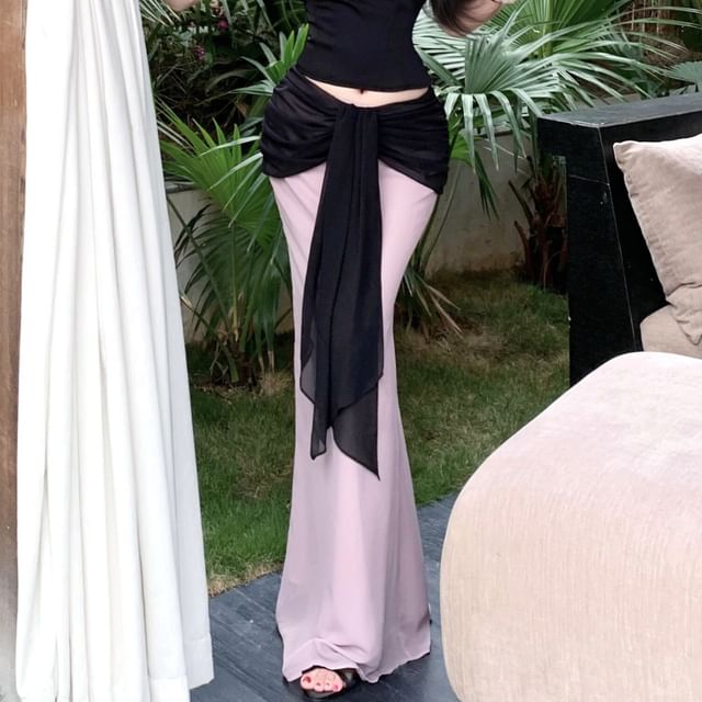 Sweetheart Neckline Plain Crop Tube Top / Mid Rise Two Tone Maxi Mermaid Skirt