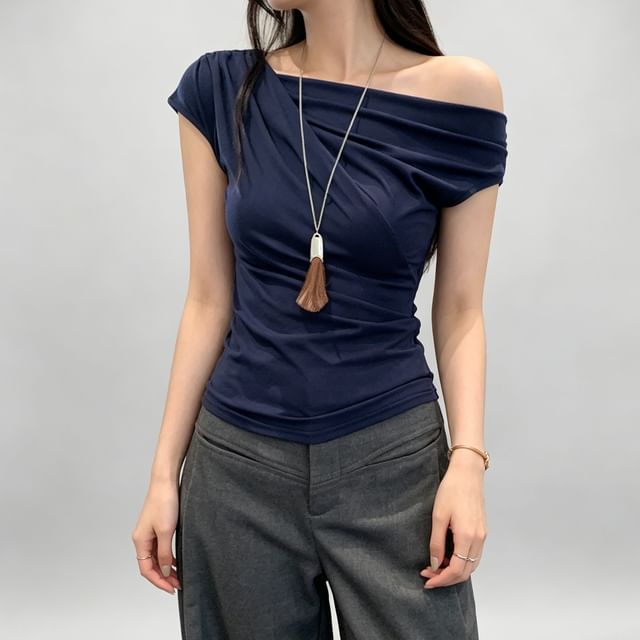 Off-Shoulder Short Sleeve Solid Cropped Blouse