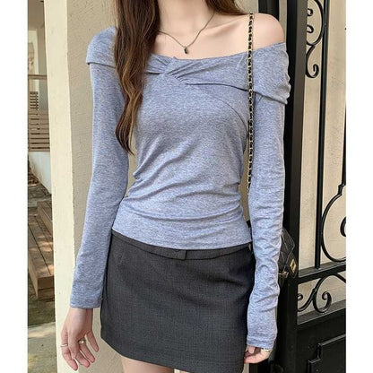 Off-Shoulder Long Sleeve Slim Fit Tee