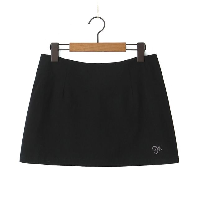 Plus Size Mid Rise Mini Pencil Skirt
