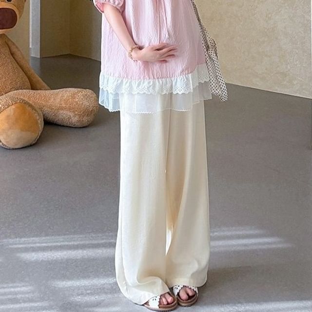 Maternity Puff-Sleeve Scoop Neck Plain Lace Trim Blouse / High Waist Wide Leg Pants