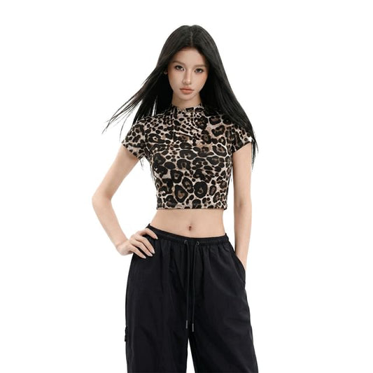 Mock Neck Leopard Print Crop T-Shirt Short Sleeve
