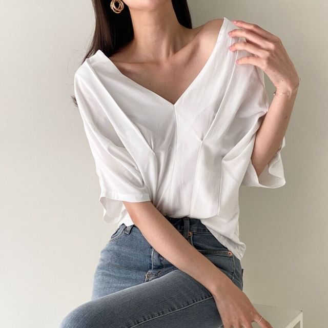 V-Neck Pleated Blouse Short Sleeve Style