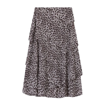 Mock Neck Ribbed Knit Top and Leopard Skirt Set