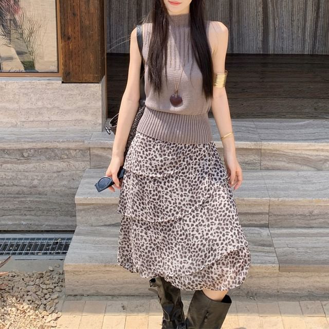 Mock Neck Ribbed Knit Top and Leopard Skirt Set