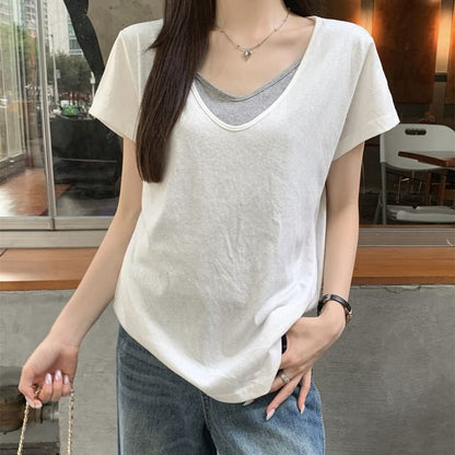 Two-Tone Mock Layer V-Neck Short Sleeve Tee