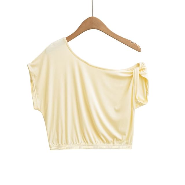 Off-Shoulder Short Sleeve Crop Tee