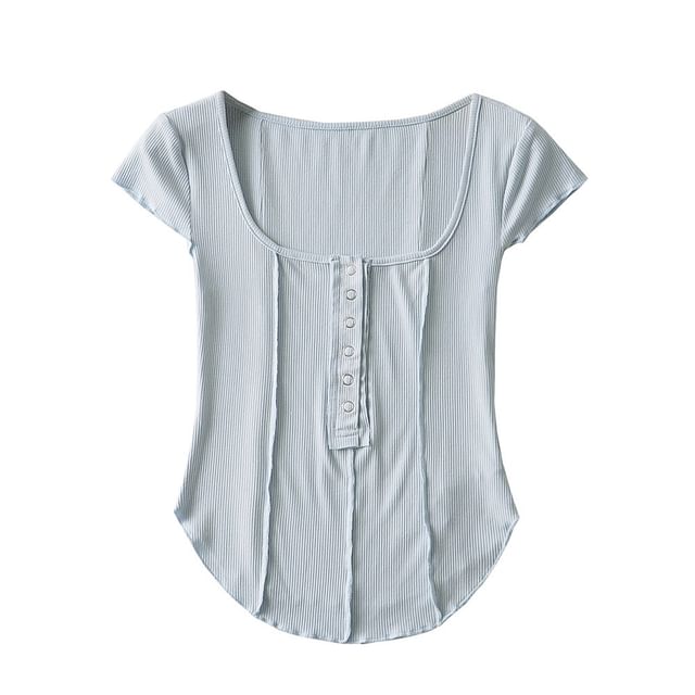 Scoop Neck Ribbed Half-Button Crop Tee