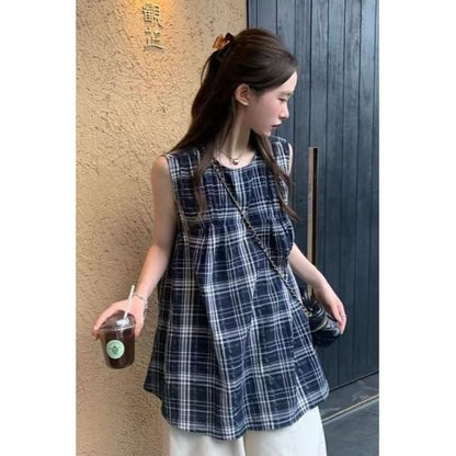 Plaid Tunic Top with Round Neck Sleeveless