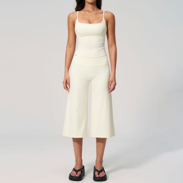 Cropped Camisole & Wide Leg Capri Pants Set