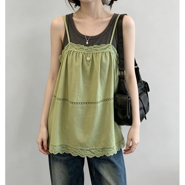 Set: Lace-Trim A-Line Camisole Top + Plain Tank Top